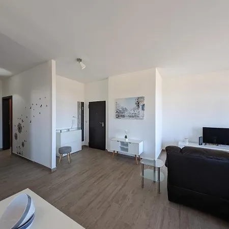 Your Sunny Escape, Two Bedroom *