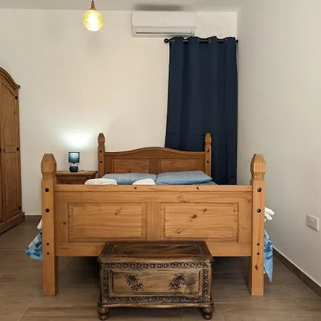 Your Sunny Escape, Two Bedroom Appartement *