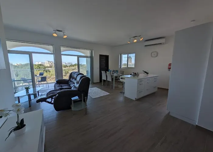 Lejlighed Your Sunny Escape, Two Bedroom