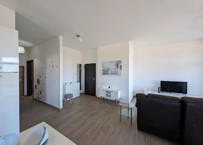 Your Sunny Escape, Two Bedroom *